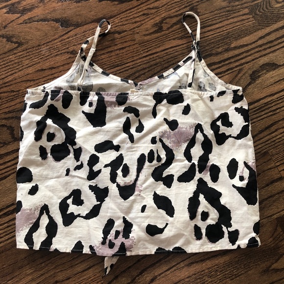 Mo:vint linen front knot Leopard tank top - Picture 9 of 10